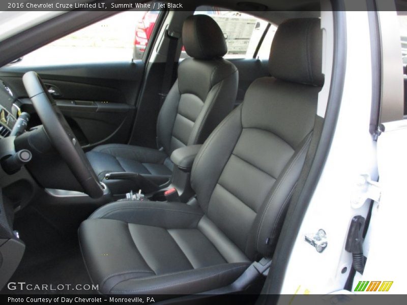 Summit White / Jet Black 2016 Chevrolet Cruze Limited LT
