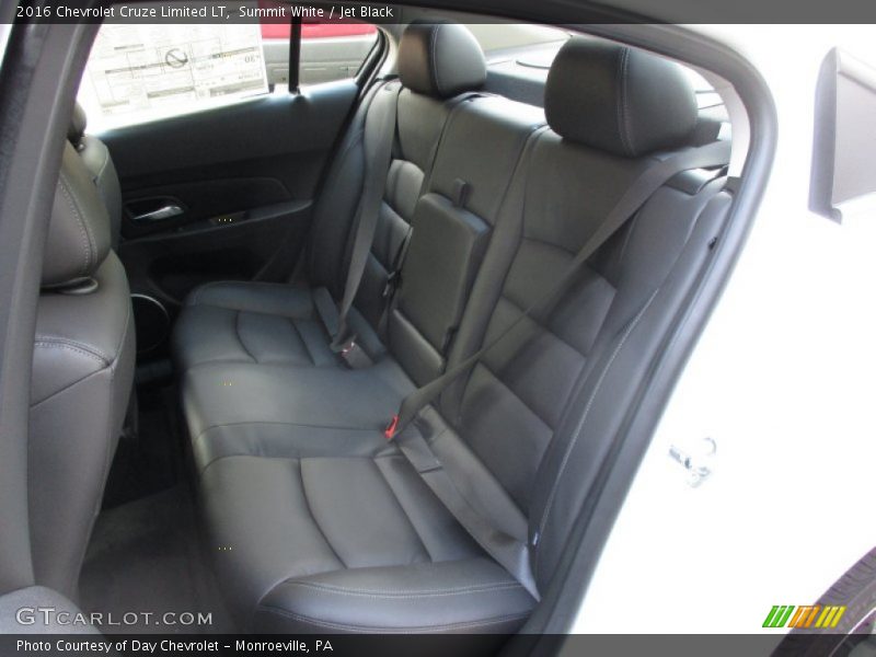 Summit White / Jet Black 2016 Chevrolet Cruze Limited LT