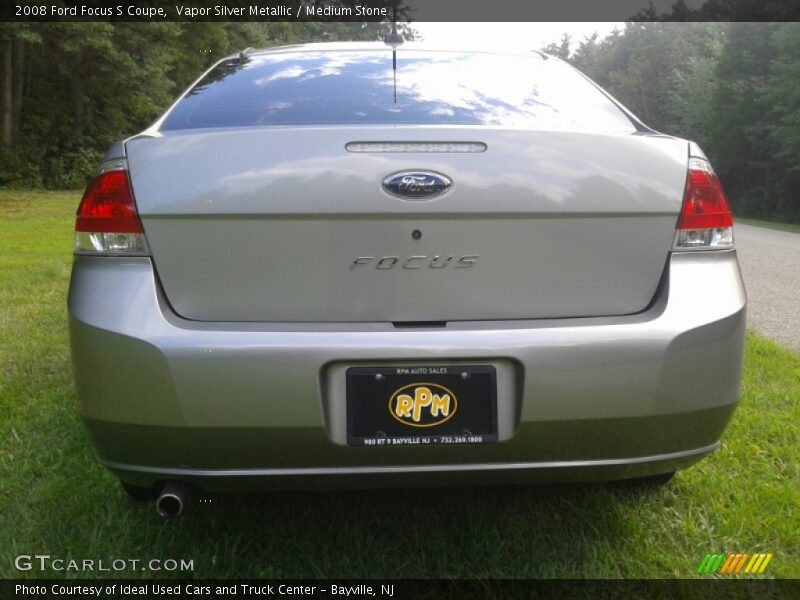 Vapor Silver Metallic / Medium Stone 2008 Ford Focus S Coupe