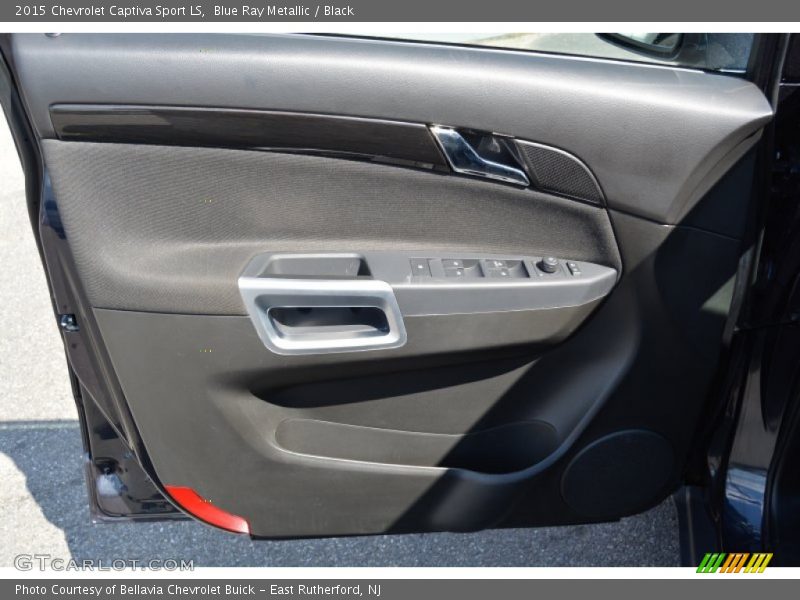 Blue Ray Metallic / Black 2015 Chevrolet Captiva Sport LS