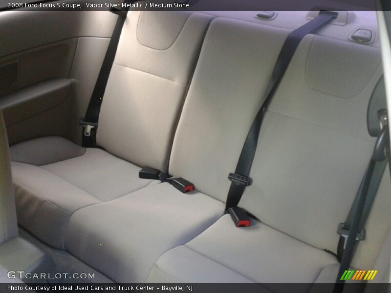 Vapor Silver Metallic / Medium Stone 2008 Ford Focus S Coupe