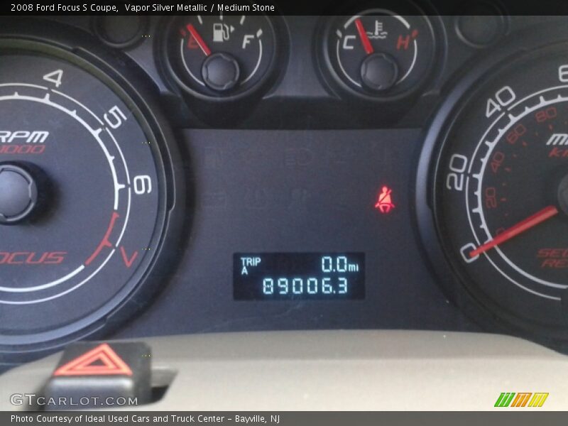 Vapor Silver Metallic / Medium Stone 2008 Ford Focus S Coupe