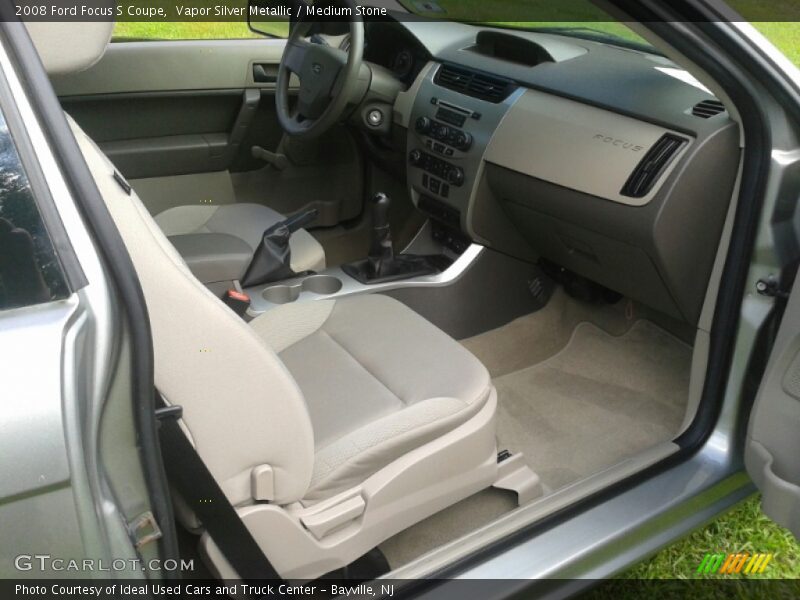 Vapor Silver Metallic / Medium Stone 2008 Ford Focus S Coupe