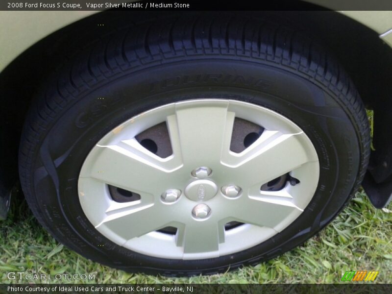 Vapor Silver Metallic / Medium Stone 2008 Ford Focus S Coupe