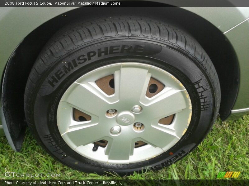 Vapor Silver Metallic / Medium Stone 2008 Ford Focus S Coupe
