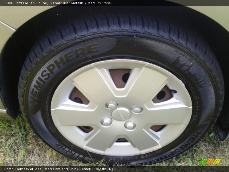 Vapor Silver Metallic / Medium Stone 2008 Ford Focus S Coupe