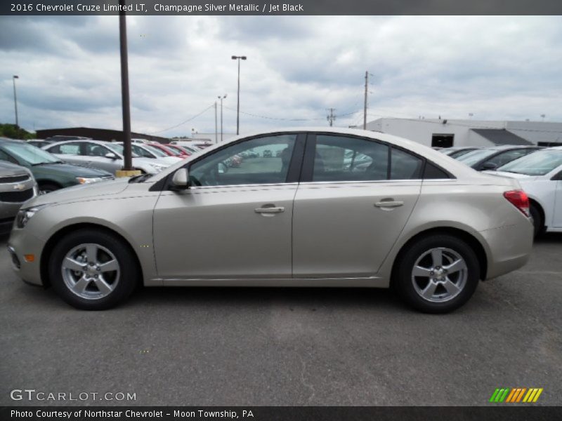 Champagne Silver Metallic / Jet Black 2016 Chevrolet Cruze Limited LT