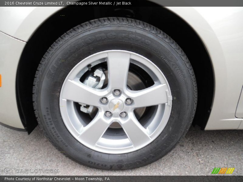 Champagne Silver Metallic / Jet Black 2016 Chevrolet Cruze Limited LT