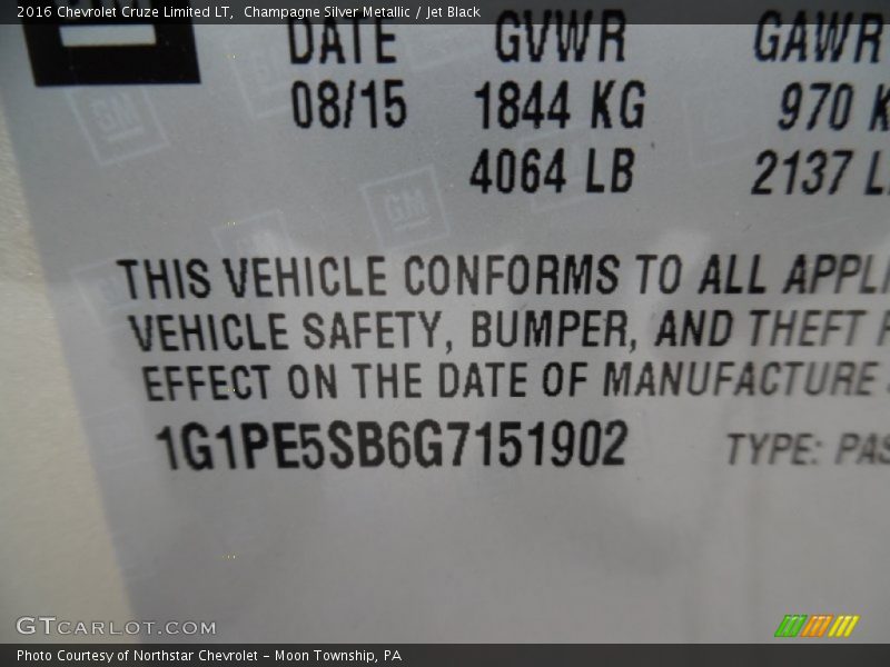 Champagne Silver Metallic / Jet Black 2016 Chevrolet Cruze Limited LT