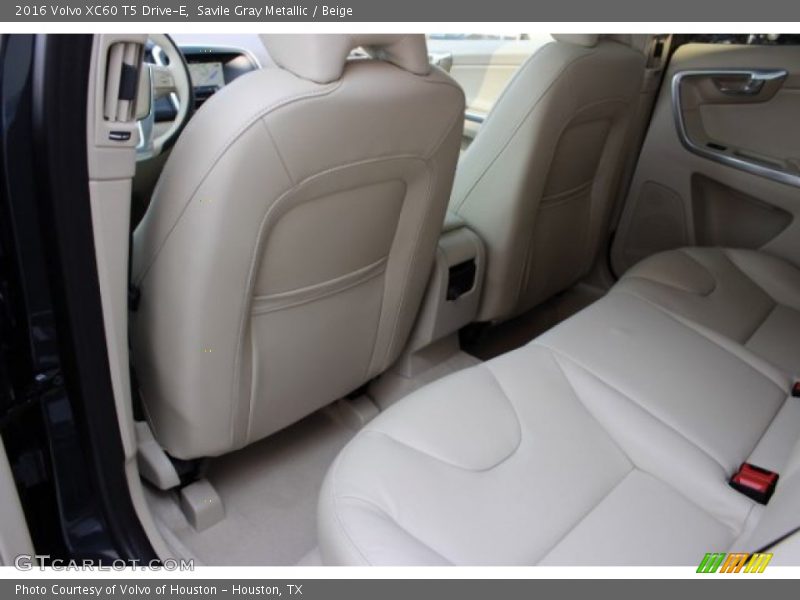 Savile Gray Metallic / Beige 2016 Volvo XC60 T5 Drive-E