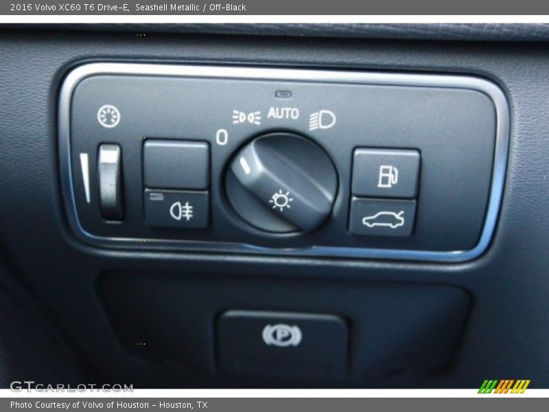 Controls of 2016 XC60 T6 Drive-E