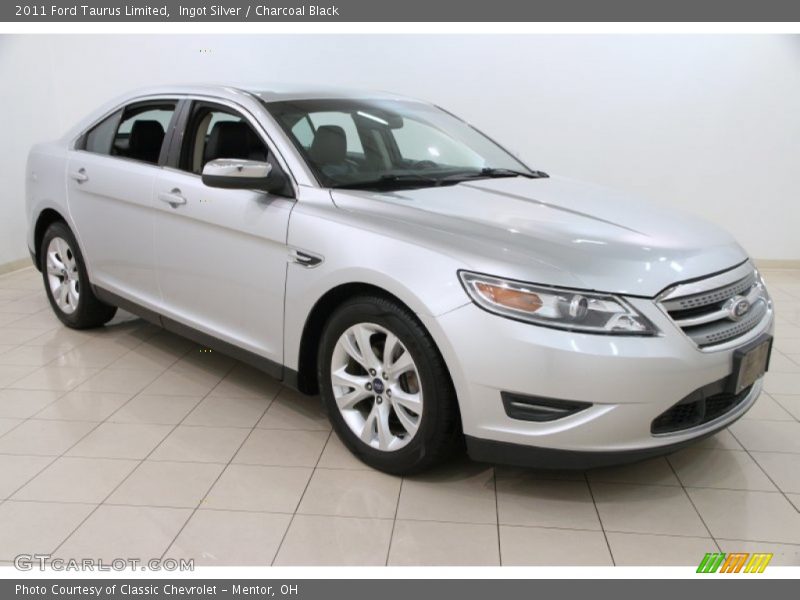 Ingot Silver / Charcoal Black 2011 Ford Taurus Limited