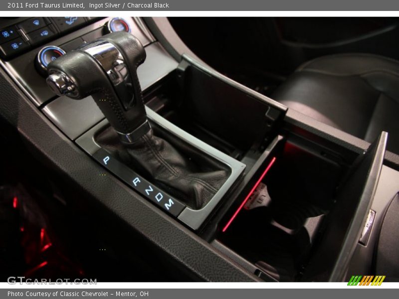 Ingot Silver / Charcoal Black 2011 Ford Taurus Limited