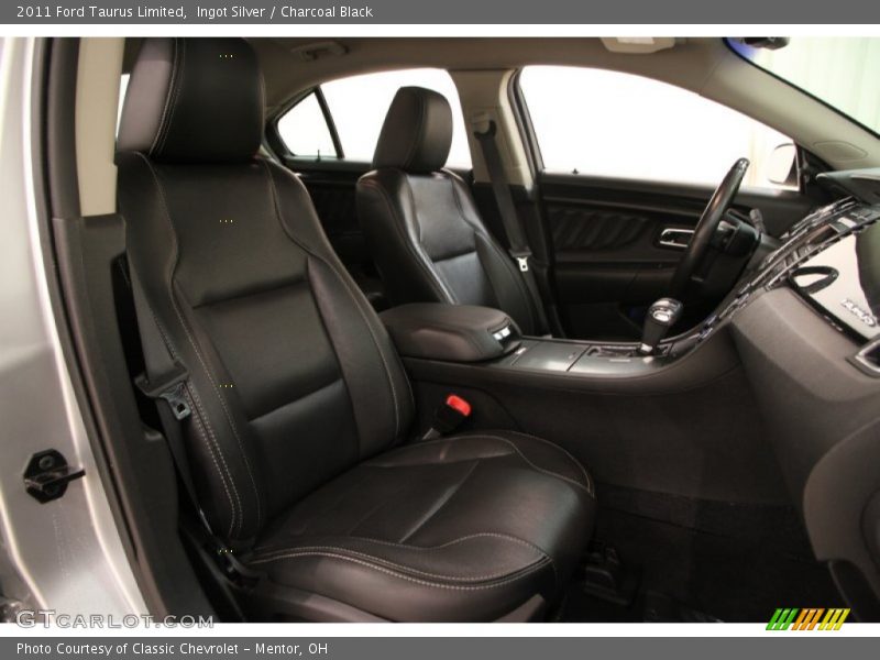 Ingot Silver / Charcoal Black 2011 Ford Taurus Limited