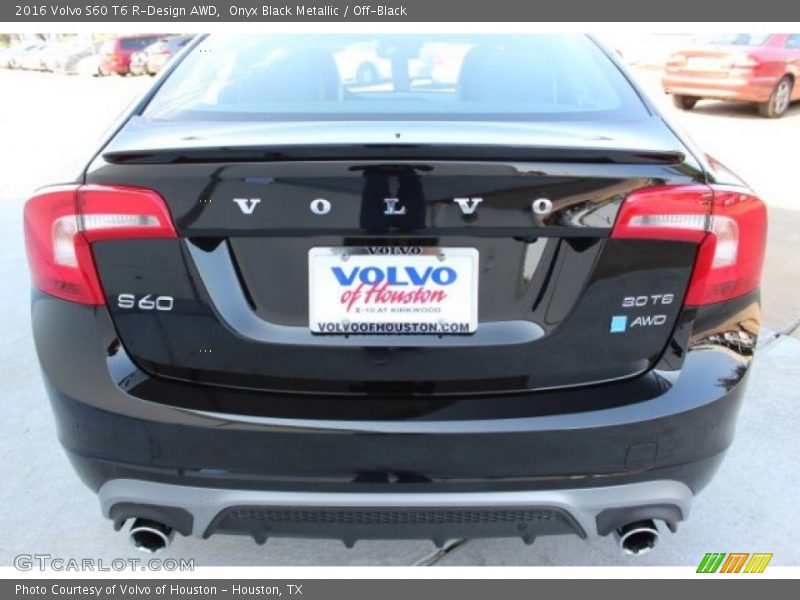 Onyx Black Metallic / Off-Black 2016 Volvo S60 T6 R-Design AWD