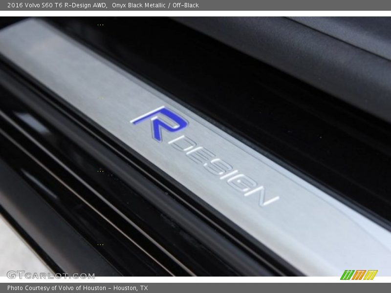  2016 S60 T6 R-Design AWD Logo