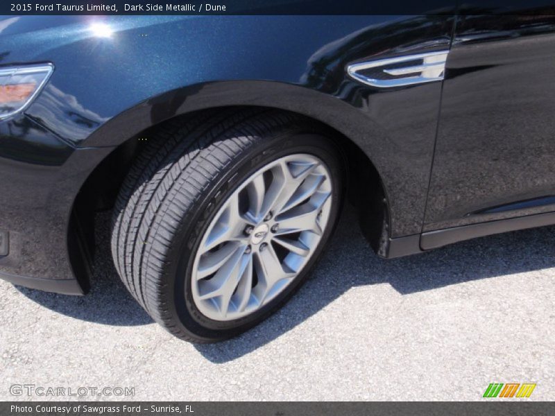 Dark Side Metallic / Dune 2015 Ford Taurus Limited