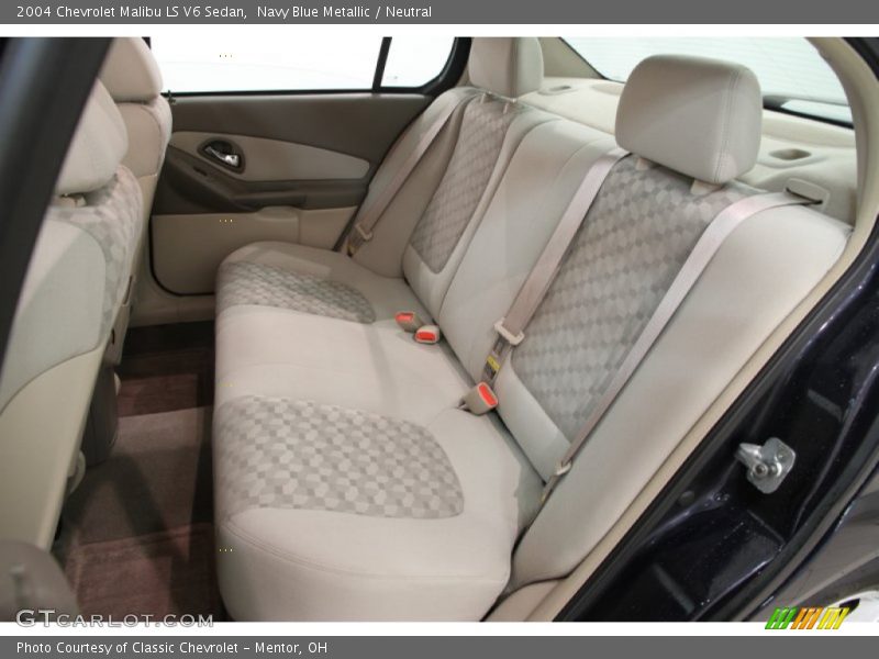 Navy Blue Metallic / Neutral 2004 Chevrolet Malibu LS V6 Sedan