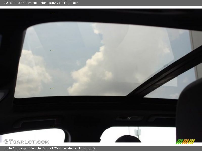 Mahogany Metallic / Black 2016 Porsche Cayenne