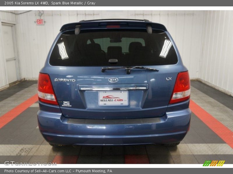 Spark Blue Metallic / Gray 2005 Kia Sorento LX 4WD