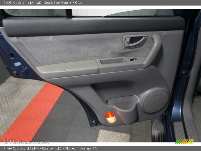 Spark Blue Metallic / Gray 2005 Kia Sorento LX 4WD