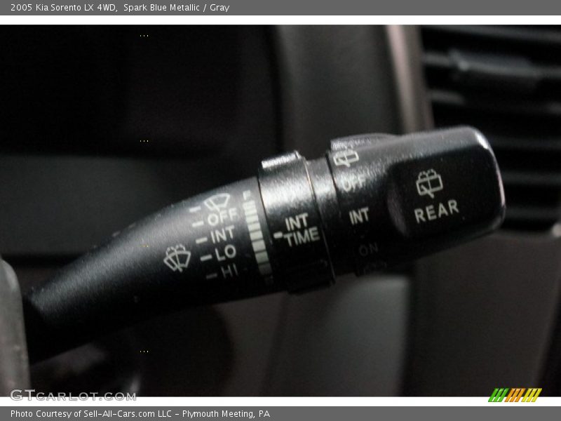 Spark Blue Metallic / Gray 2005 Kia Sorento LX 4WD