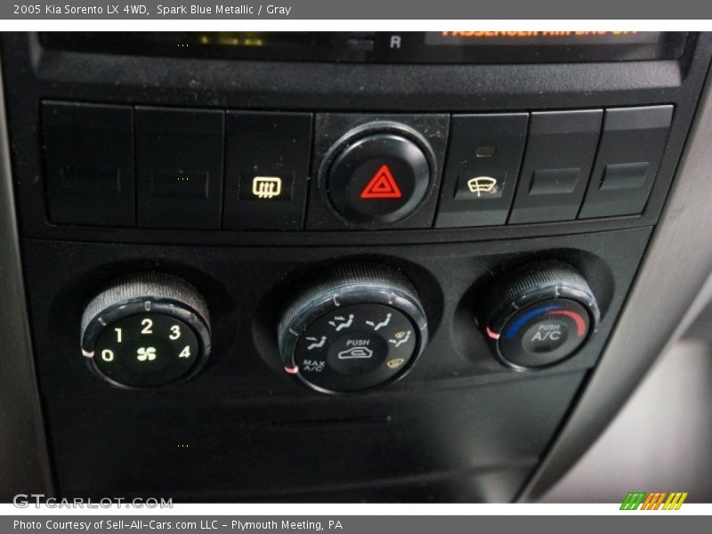 Spark Blue Metallic / Gray 2005 Kia Sorento LX 4WD