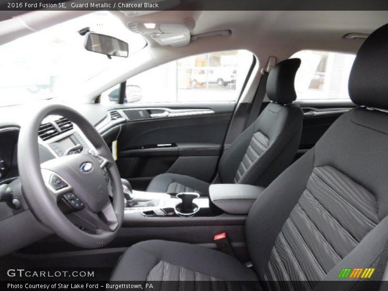 Guard Metallic / Charcoal Black 2016 Ford Fusion SE
