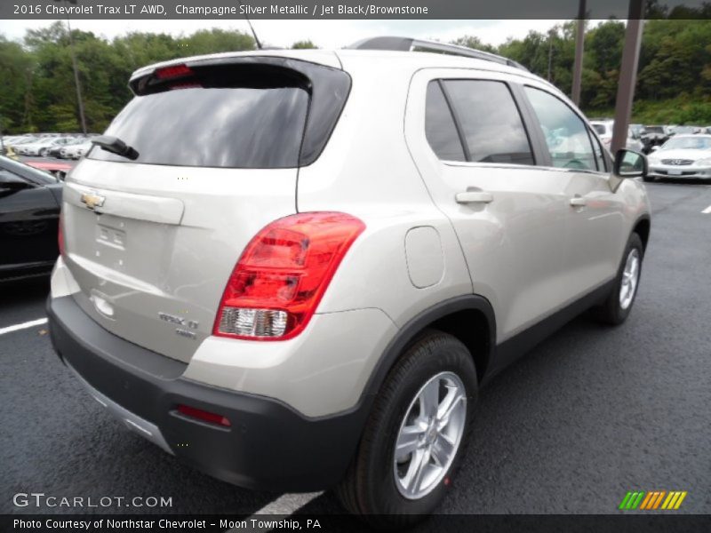 Champagne Silver Metallic / Jet Black/Brownstone 2016 Chevrolet Trax LT AWD