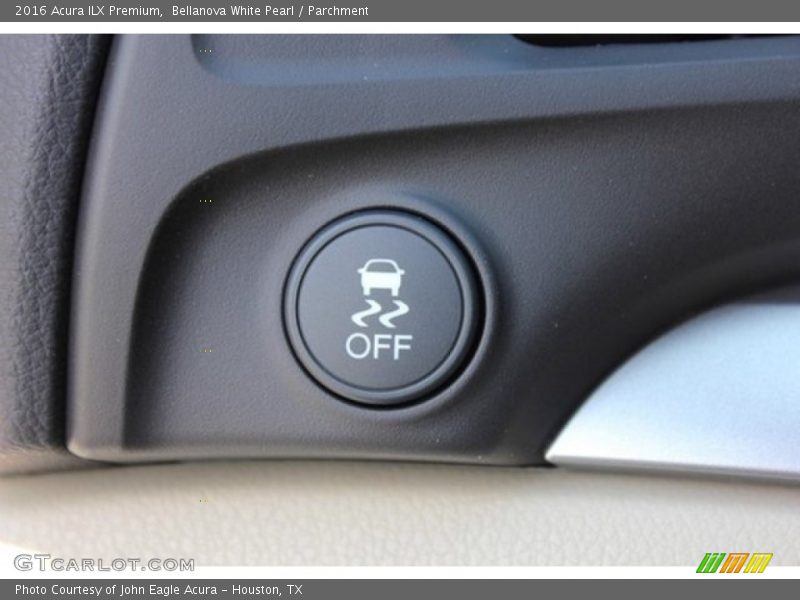 Bellanova White Pearl / Parchment 2016 Acura ILX Premium