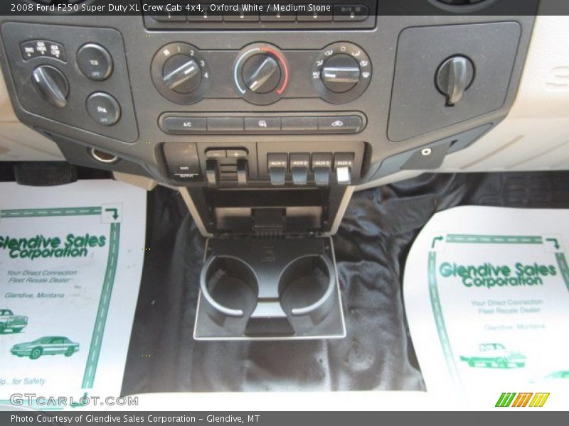 Oxford White / Medium Stone 2008 Ford F250 Super Duty XL Crew Cab 4x4