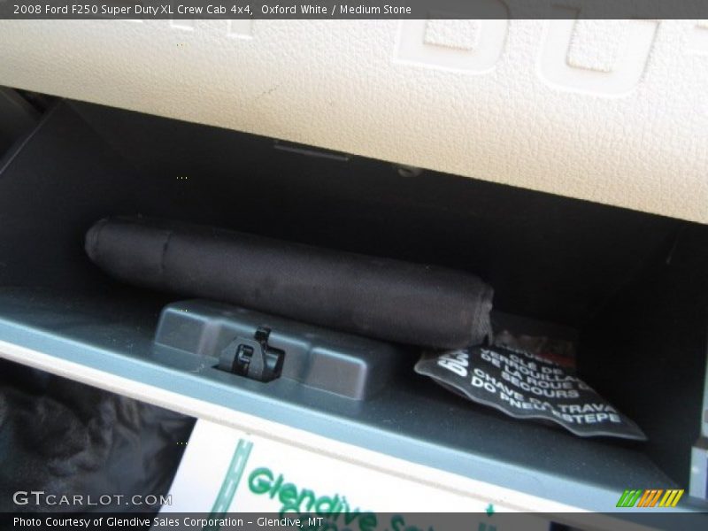 Oxford White / Medium Stone 2008 Ford F250 Super Duty XL Crew Cab 4x4