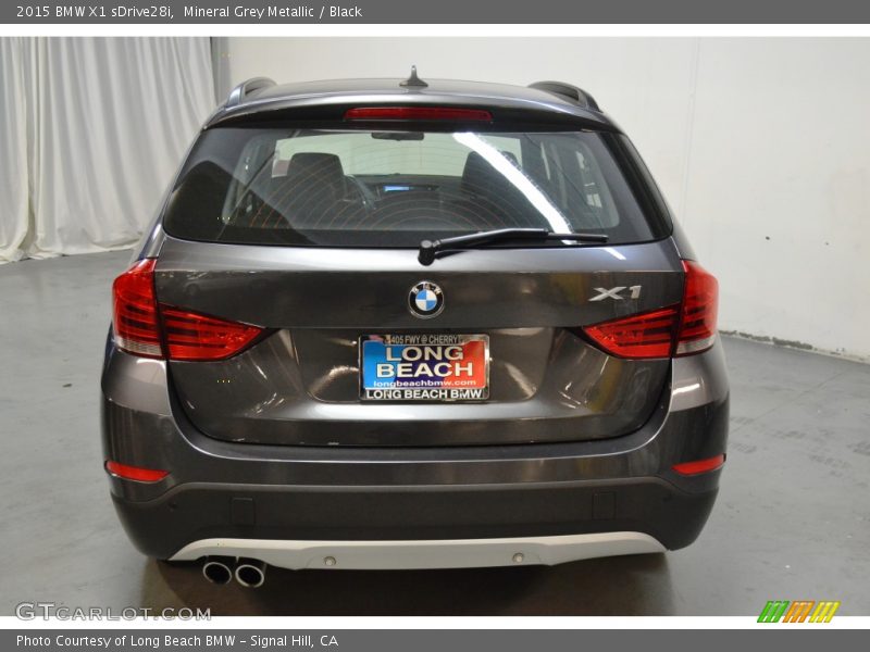 Mineral Grey Metallic / Black 2015 BMW X1 sDrive28i
