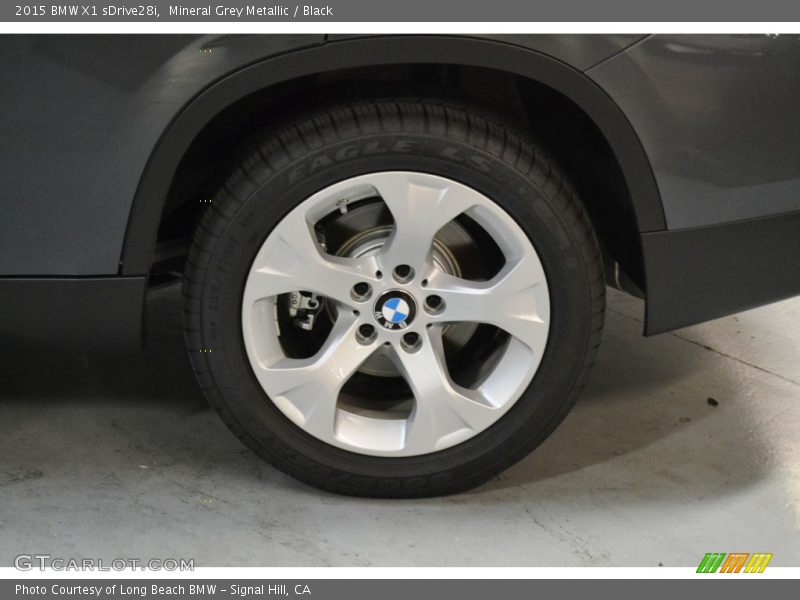 Mineral Grey Metallic / Black 2015 BMW X1 sDrive28i
