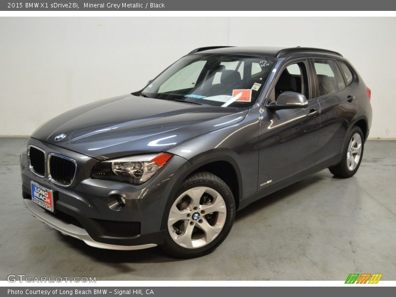 Mineral Grey Metallic / Black 2015 BMW X1 sDrive28i