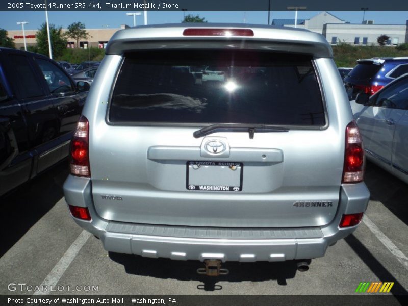 Titanium Metallic / Stone 2005 Toyota 4Runner SR5 4x4