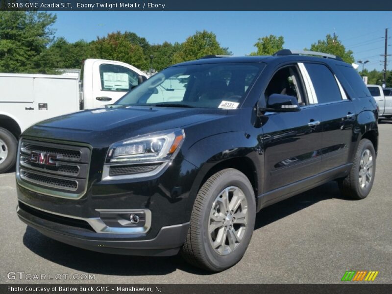 Front 3/4 View of 2016 Acadia SLT