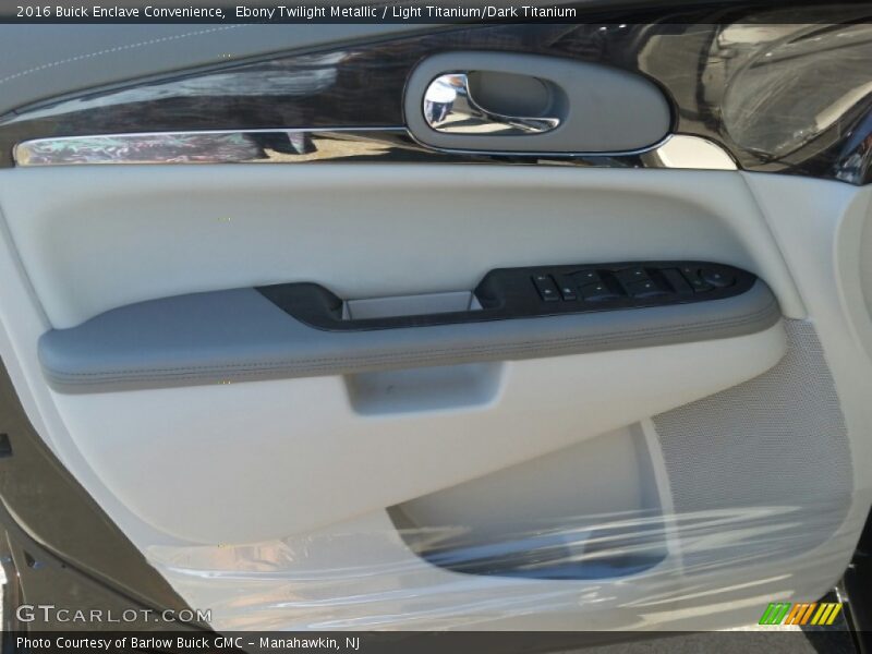 Ebony Twilight Metallic / Light Titanium/Dark Titanium 2016 Buick Enclave Convenience