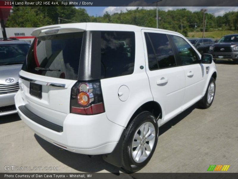 Fuji White / Ebony 2014 Land Rover LR2 HSE 4x4