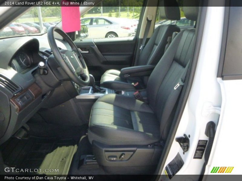 Fuji White / Ebony 2014 Land Rover LR2 HSE 4x4