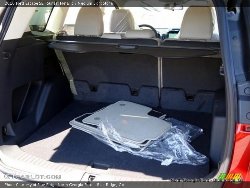 Sunset Metallic / Medium Light Stone 2016 Ford Escape SE