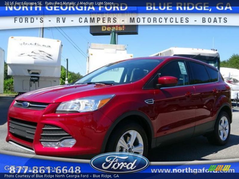 Ruby Red Metallic / Medium Light Stone 2016 Ford Escape SE