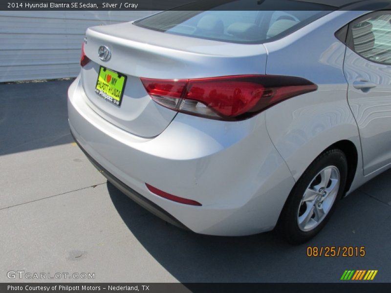 Silver / Gray 2014 Hyundai Elantra SE Sedan