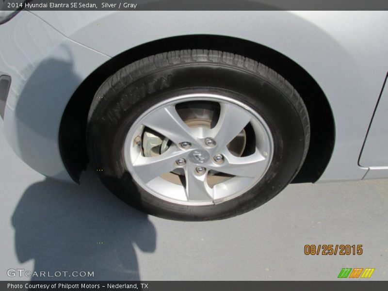 Silver / Gray 2014 Hyundai Elantra SE Sedan