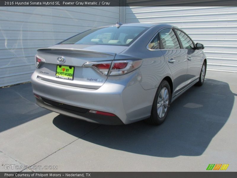Pewter Gray Metallic / Gray 2016 Hyundai Sonata Hybrid SE