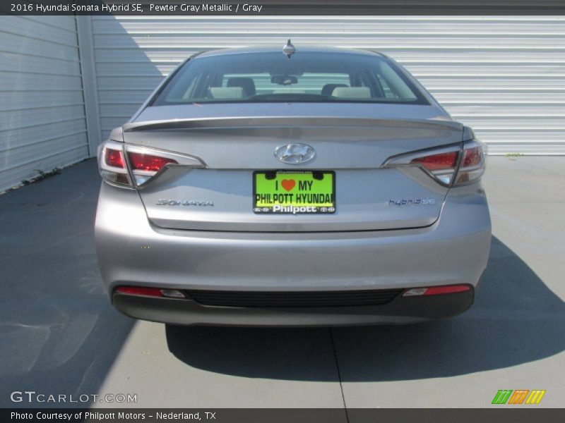 Pewter Gray Metallic / Gray 2016 Hyundai Sonata Hybrid SE