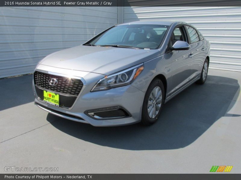 Pewter Gray Metallic / Gray 2016 Hyundai Sonata Hybrid SE