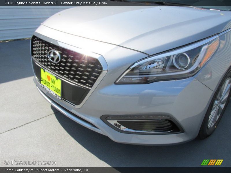 Pewter Gray Metallic / Gray 2016 Hyundai Sonata Hybrid SE