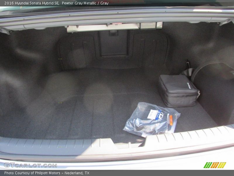 Pewter Gray Metallic / Gray 2016 Hyundai Sonata Hybrid SE