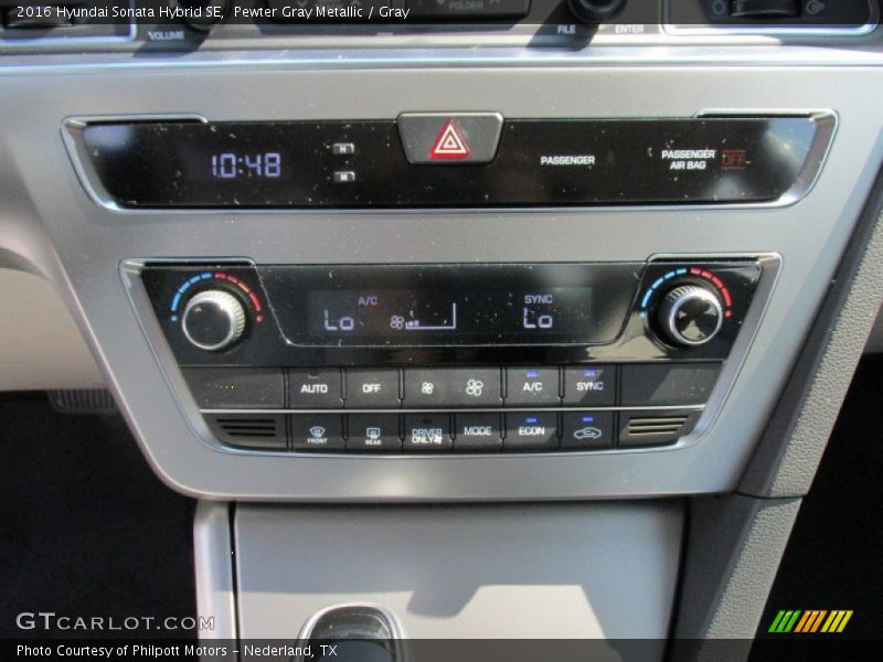 Pewter Gray Metallic / Gray 2016 Hyundai Sonata Hybrid SE